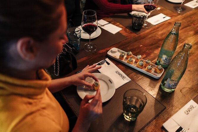 Barcelona: Guided Food Walking Tour with Tapas and Wine - What you actually get for $95.53: nine tastings plus four drinks