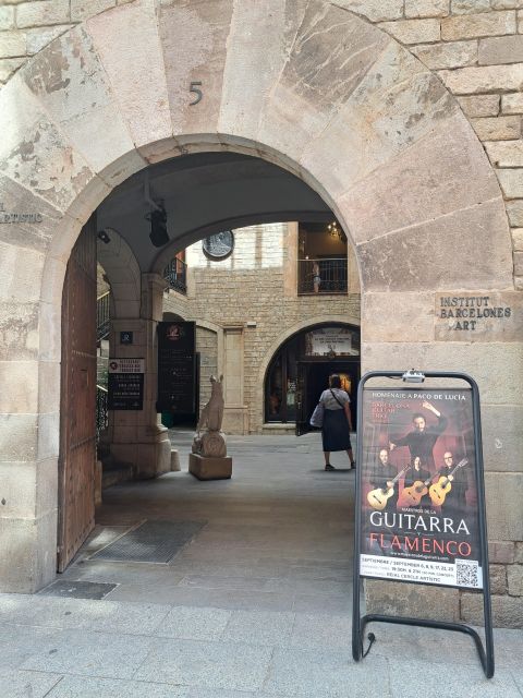 Barcelona: Guitar Trio & Flamenco Dance @Pignatelli Castle - The 50-minute flow at Pignatelli Castle (and what happens when)