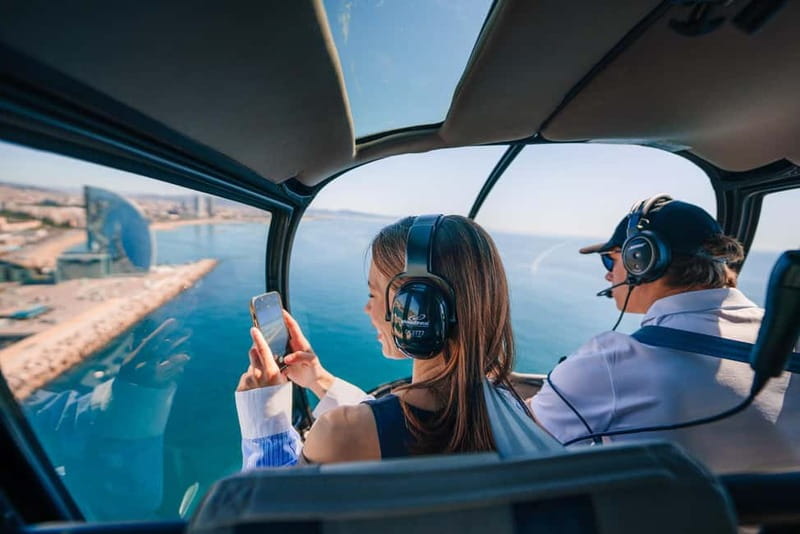 Barcelona: Helicopter, Boat Ride & Old Town Private Tour - Plaza Catalunya and a quick route into the Gothic Quarter