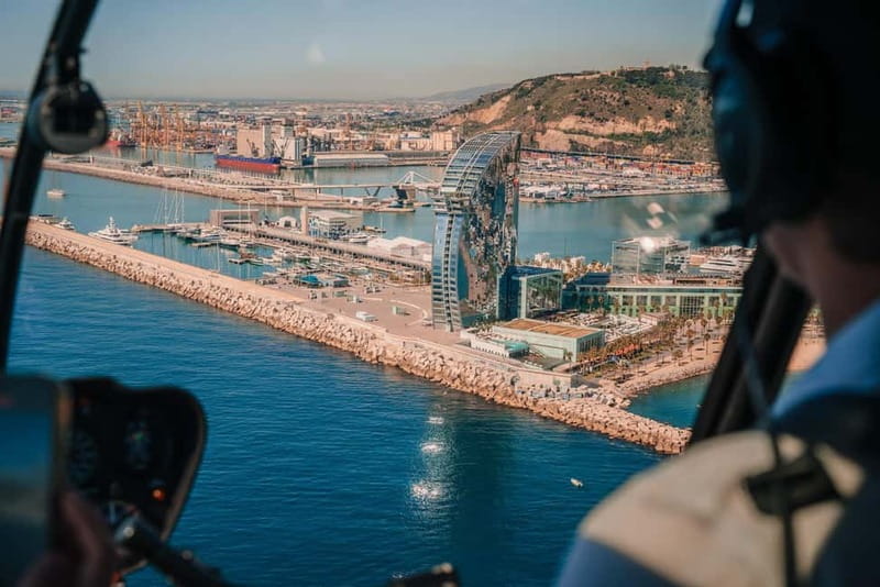 Barcelona: Helicopter, Boat Ride & Old Town Private Tour - The boat transfer: Port Vell to the heliport by water