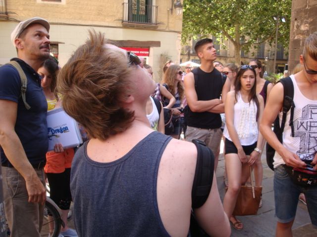 Barcelona: Hidden Secrets City Tour in German or English - What This Barcelona Hidden Secrets Tour Actually Is
