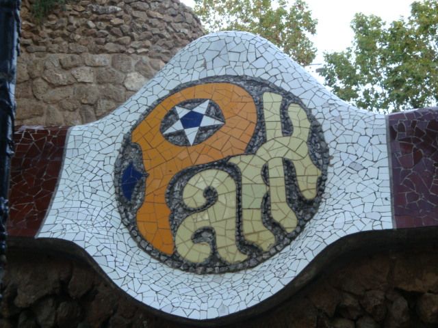 Barcelona: Hidden Secrets City Tour in German or English - Timing, Pace, and Photo/Bathroom Breaks
