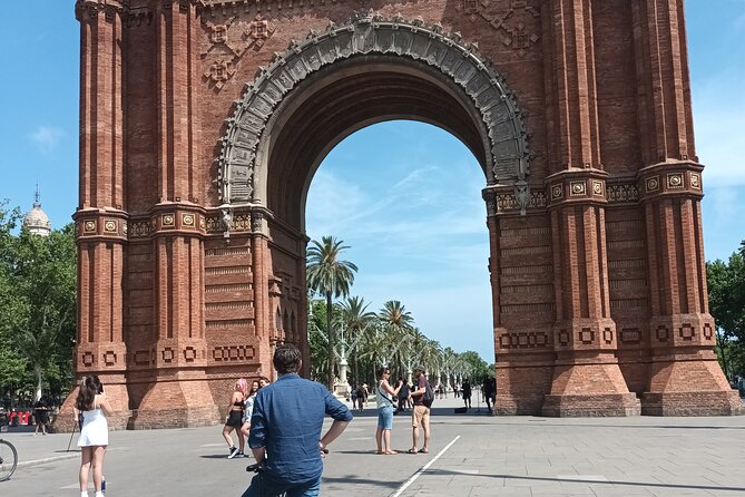 Barcelona Highlights Bike Tour - Port Vell, the Columbus monument, and Las Ramblas from the bike lanes
