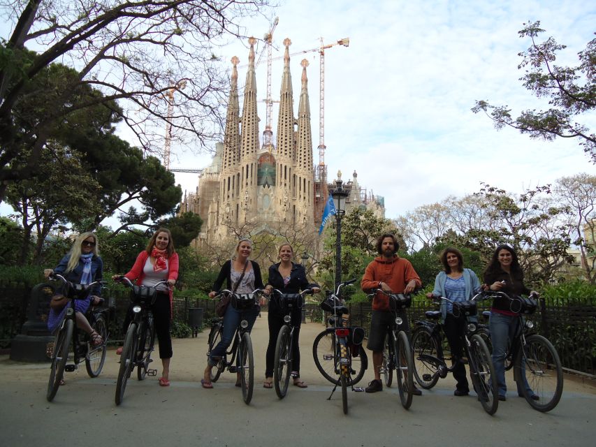 Barcelona Highlights Bike Tour: Cycle along the beach! - Passeig de Gràcia: Starting with Gaudí’s Front Door