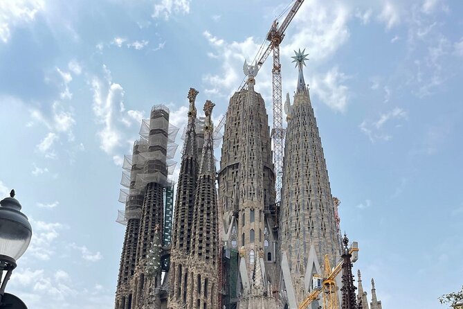 Barcelona Highlights Private Tour - Key Highlights at a Glance