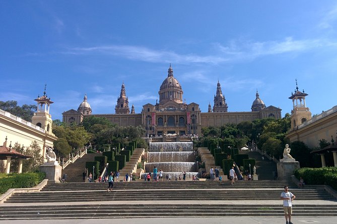 Barcelona Highlights Private Tour in a chauffeured Mercedes-Benz - Barri Gòtic (Gothic Quarter): The Slow Magic of Narrow Lanes