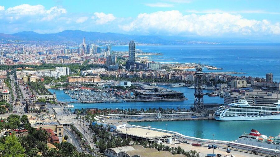 Barcelona Highlights Small Group Half-Day Tour with Pickup - Montjuïc Mountain: Panoramas Plus 1929-Era Architecture