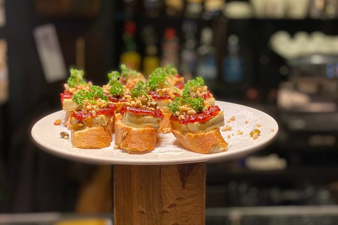 Barcelona Historic Walking Tour and Food Experience - A 3.5-Hour Walk That Beats the Bus Tour