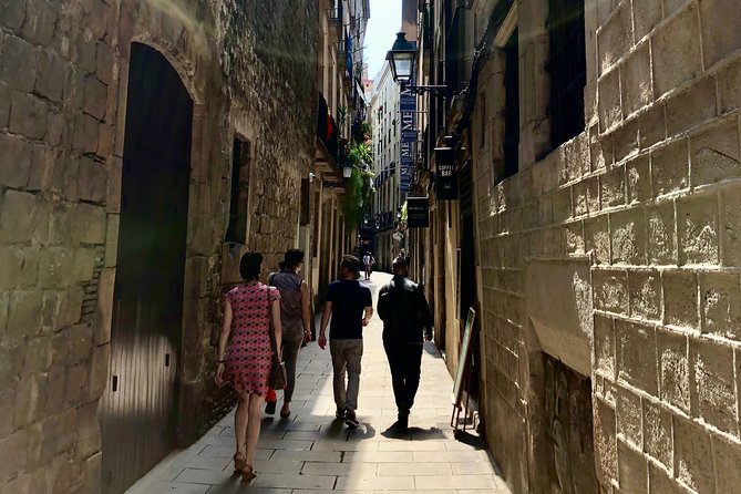 Barcelona Historic Walking Tour and Food Experience - Plaça de Sant Jaume: The Roman Heart of Barcelona