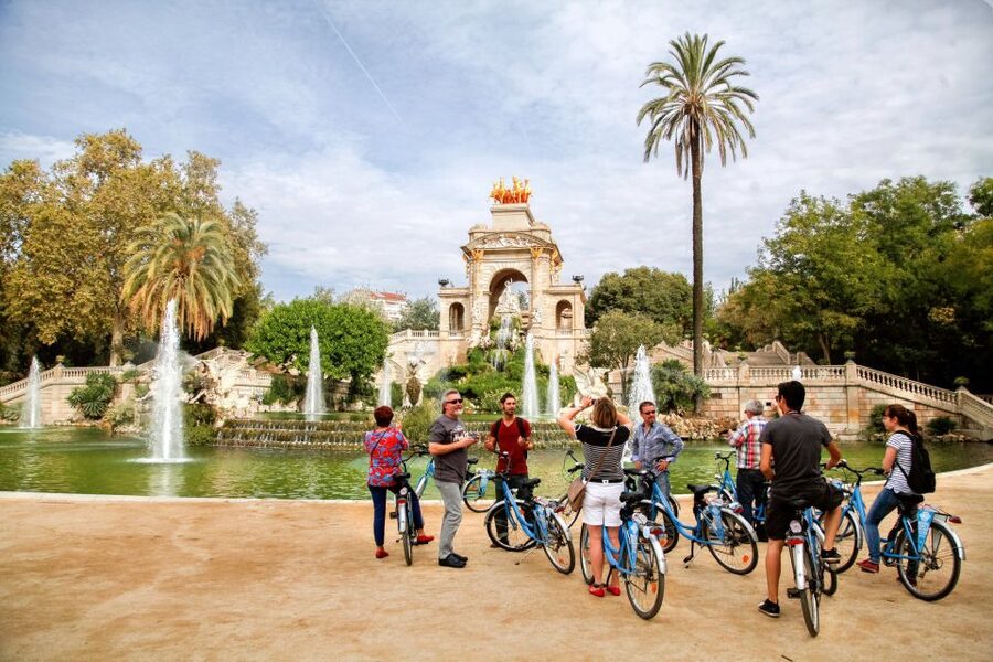 Barcelona Historical 3-Hour Bike Tour - Pla de Palau to Port Vell: orientation by bike