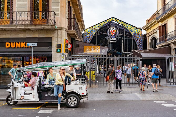 Barcelona Historical Tour with Local Guide in Eco Tuk Tuk Private - Key things to know before you ride