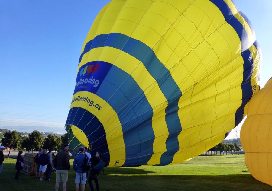 Barcelona: Hot Air Balloon Ride with Optional Transportation - Price and value: how $201 fits the experience