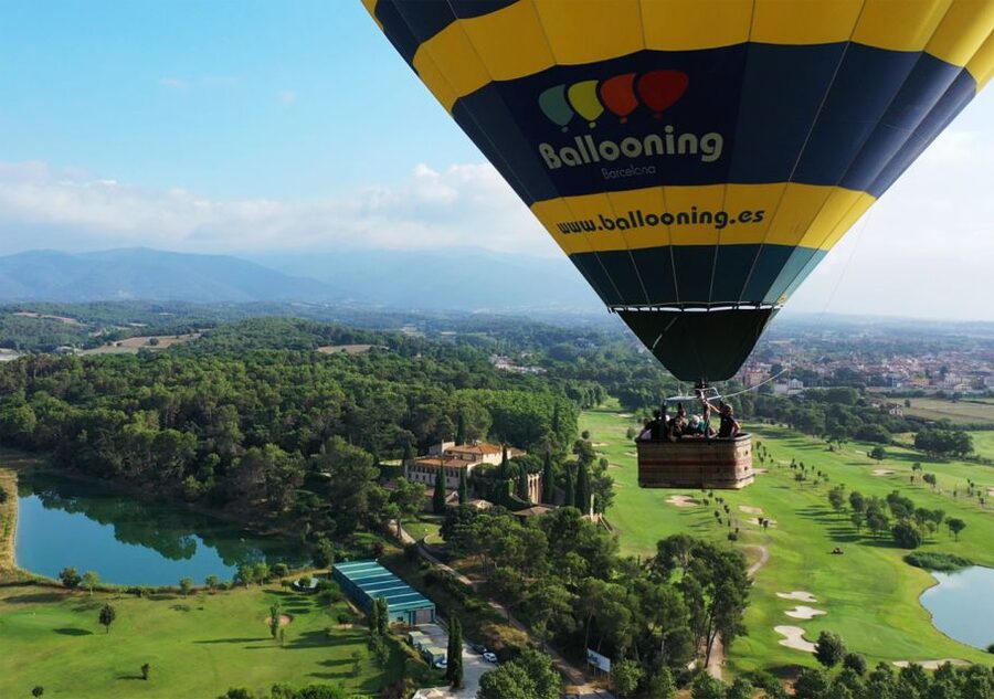 Barcelona: Hot Air Balloon Ride with Optional Transportation - Why dawn hot air ballooning around Barcelona feels different