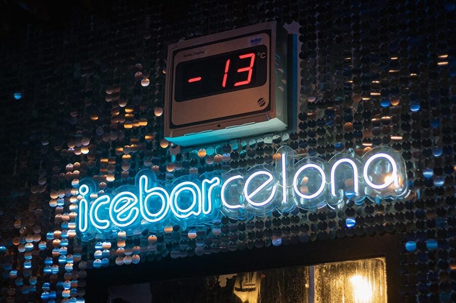 Barcelona: Ice Bar and Terrace Drinks Romantic Package - Timing, Duration, and the Easiest Way to Show Up