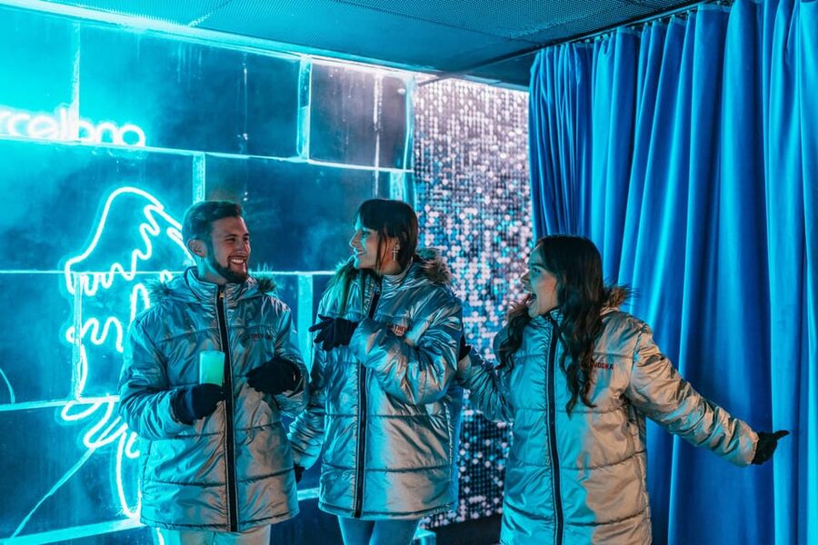 Barcelona: Icebar experience, located at the beach !! - Who will love this (and who should think twice)