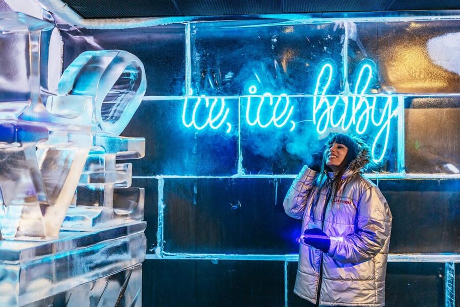 Barcelona: Icebar experience, located at the beach !! - Price and value: $22 with gear and a drink included
