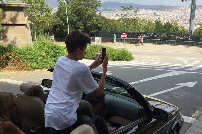 Barcelona in a Convertible - Private Guided Tour - Sagrada Familia outside: get the photo and the context in minutes