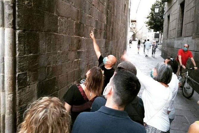 Barcelona in Mystery Key - The Magic Altar Stop: Estruch de Sacanera and the Power of Local Legends