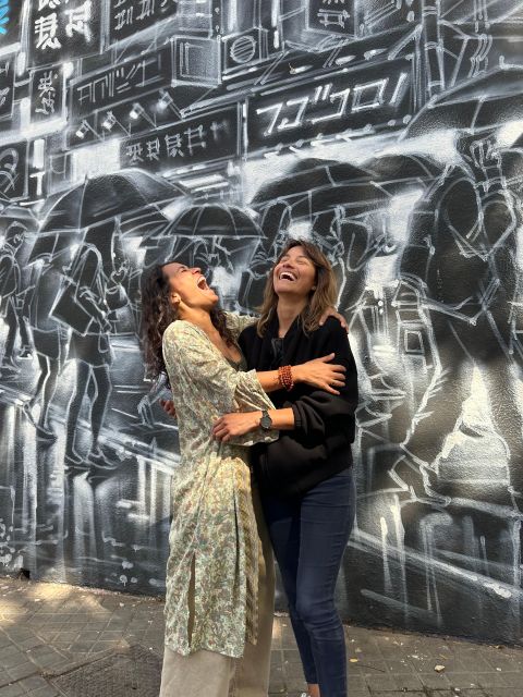 Barcelona: Insider Street Art Tour with Private Studio Visit - From Teatre Condal to graffiti country: what this tour does differently