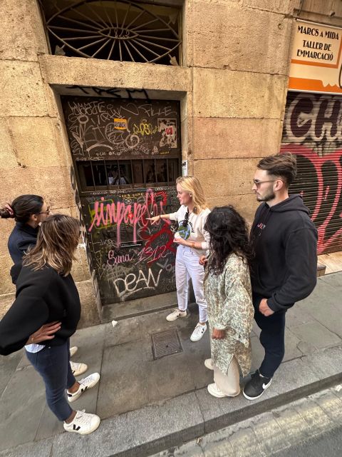 Barcelona: Insider Street Art Tour with Private Studio Visit - Starting at Teatre Condal: the meeting point and how to get oriented