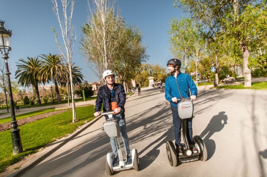 Barcelona Insiders Segway Tour 1.5h - Why This 1.5-Hour Segway Ride Works So Well in Barcelona