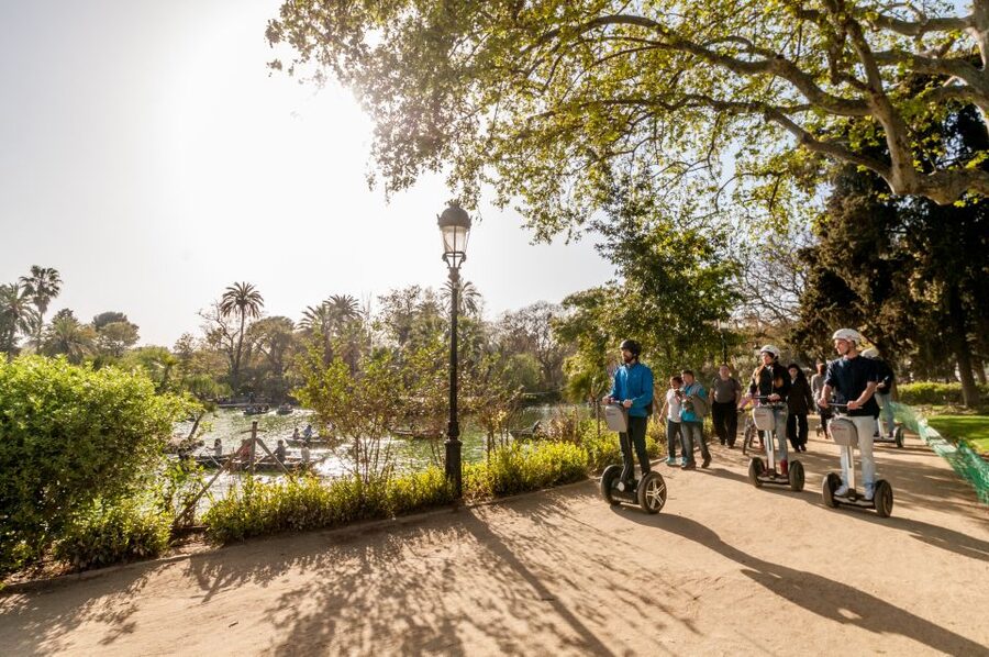 Barcelona Insiders Segway Tour 1.5h - Arc de Triomf and Passeig de Lluís Companys: The City’s Grand Entrance