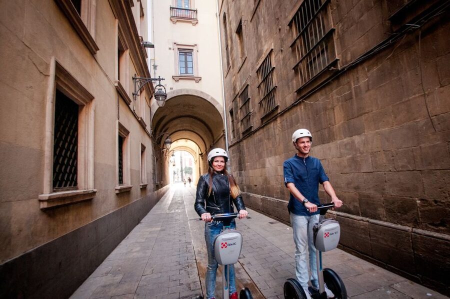Barcelona Insiders Segway Tour 1.5h - Segway PTi2, Safety Training, and Who Should (and Shouldn’t) Go