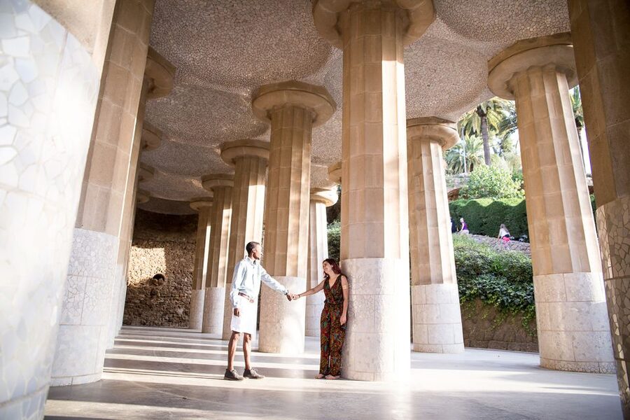 Barcelona: Instagram Tour of the Most Scenic Spots - Metro hop to Sagrada Familia (and plan for the cost)