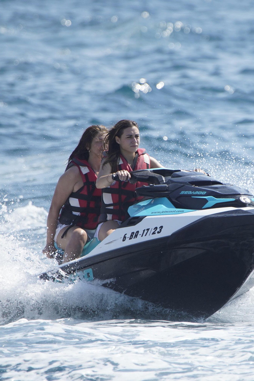 Barcelona: Jet Ski Rental (No License Needed) - Finding JetScoot Port Fòrum and Getting Ready With Real Facilities