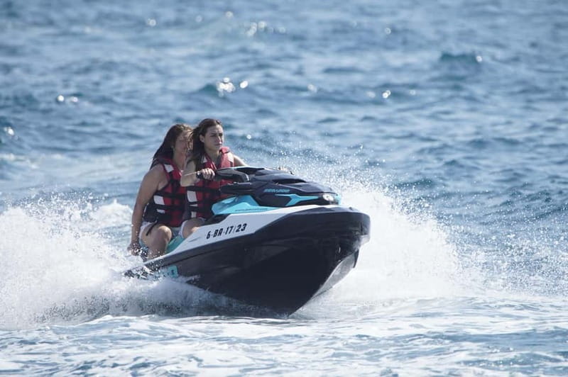 Barcelona: Jetski No Licence Tour Hotel W - Photo included - The no-licence training: how you get control fast