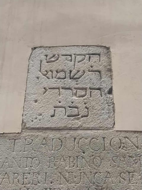 Barcelona: Jewish Tour by a Jewish guide - Gothic Quarter Stops: City Hall, a Roman Temple, and the “Wait, What?” Moments