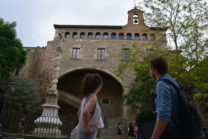 Barcelona Literary Tour - Beyond Orwell and Hemingway - The guide factor: Tadgh’s place-based storytelling (Orwell, Hemingway, and more)