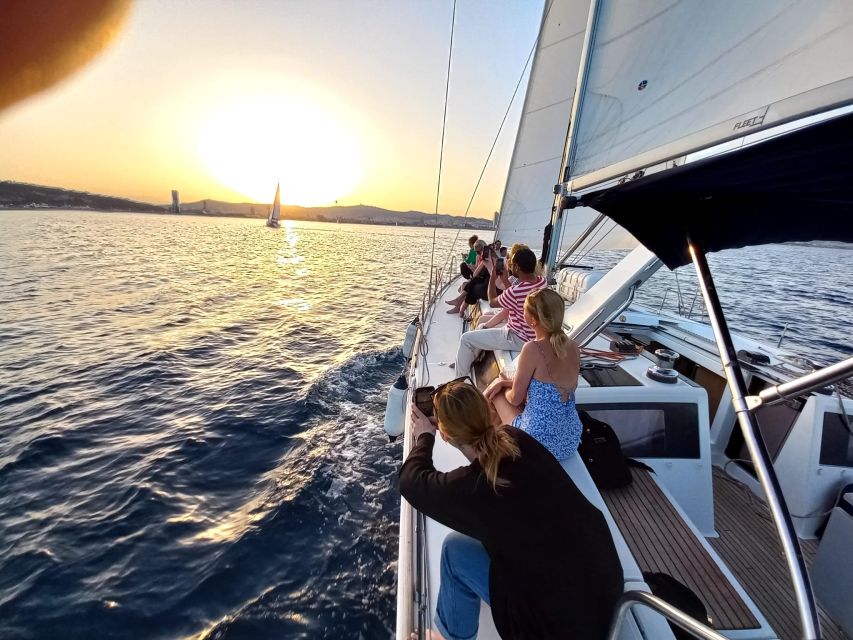 Barcelona: Luxury Private Sunset Yacht Cruise - Getting on board: Moll de la Marina and the Amaris