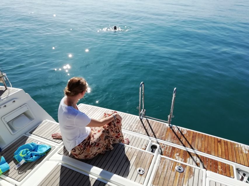 Barcelona: Luxury Private Yacht Daytime Cruise - Step-by-Step: The 2-Hour Route Along Barcelona’s Coast