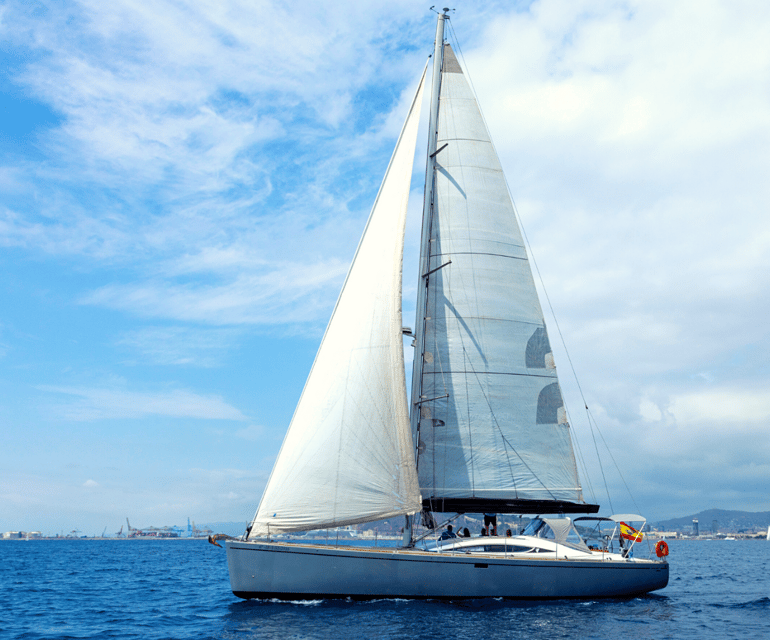 Barcelona: Luxury Yacht Private Sailing Tour - Why this private yacht sailing setup works so well in Barcelona