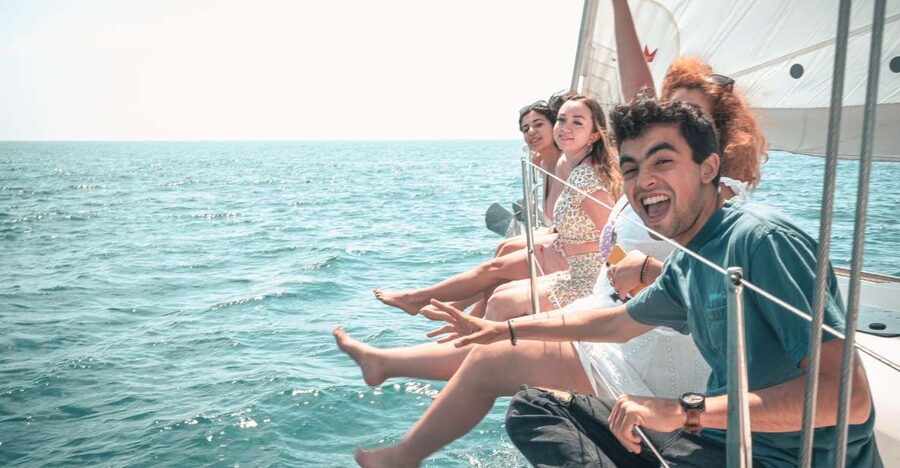 Barcelona: Midday or Sunset Sailing with Open Bar and Snacks - Why a 2-Hour Sailing Break Fits Barcelona Perfectly