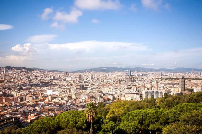 Barcelona: Montjuïc Cable Car Roundtrip Ticket - Key highlights worth knowing