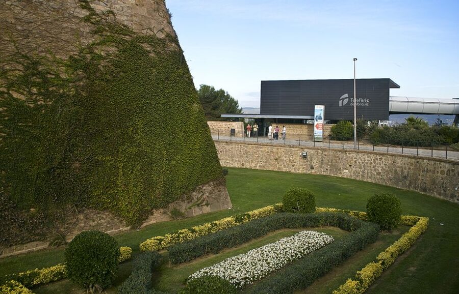 Barcelona: Montjuïc Cable Car Ticket with Audio Guide - Who this is best for (and who should consider alternatives)