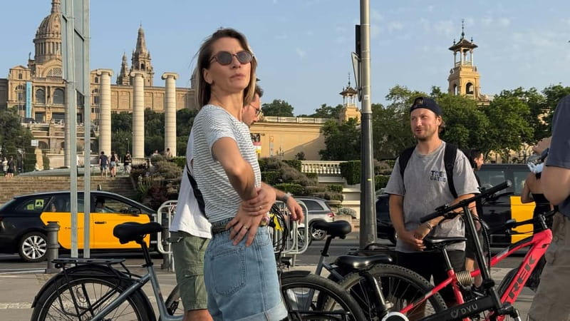 Barcelona: Montjuïc e-bike Adventure with Views and Castle - Montjuïc Castle climb: why the e-bike changes everything