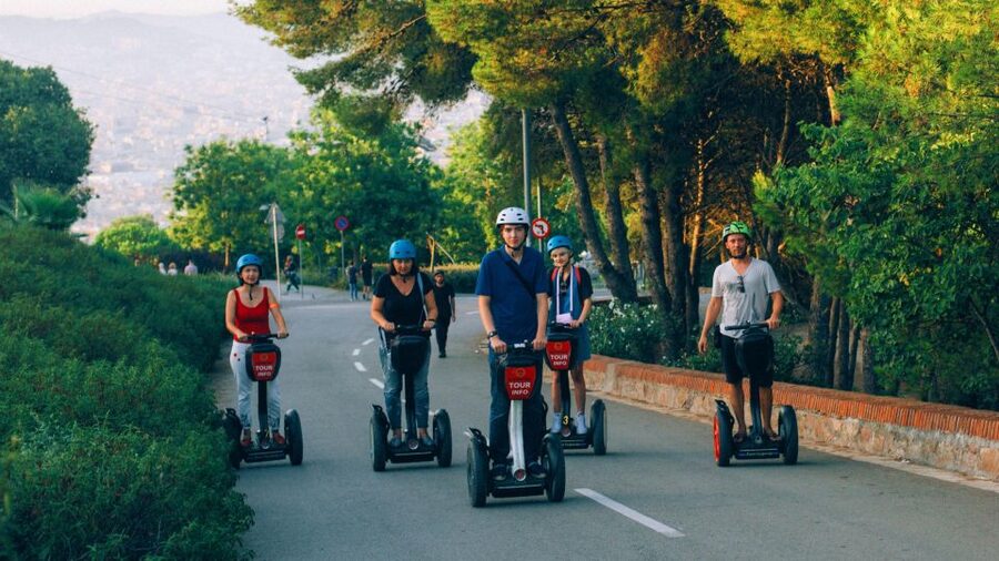 Barcelona: Montjuïc Guided Segway Tour - The Mirador de Alcalde viewpoint and the descent feeling