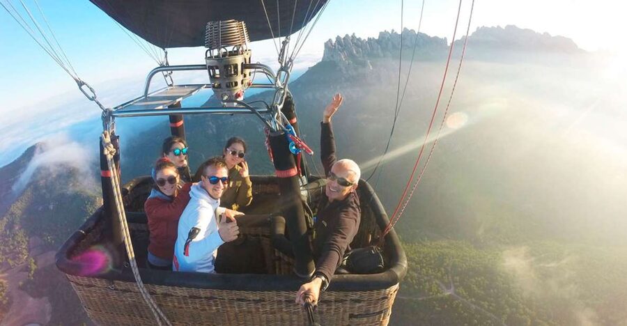 Barcelona: Montserrat Hot-Air Balloon & Monastery Experience - From Hotel Regina to the Balloon Zone in a 4x4