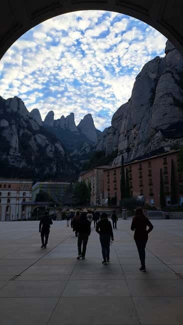 Barcelona: Montserrat Monastery and Natural Park Guided Tour - Montserrat National Park walk: flora, fauna, and smart pacing