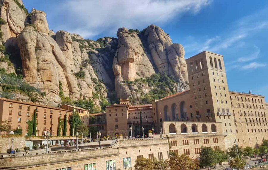 Barcelona: Montserrat Private Tour for Families and Friends - Natural Park time: optional hikes, wildlife moments, and flexible pacing