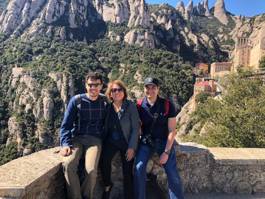 Barcelona: Montserrat Private Trip with Monastery Ticket - Food plan: cheeses, optional lunch, and sensible expectations