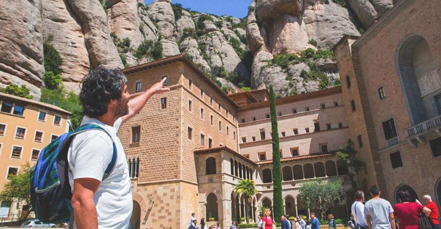 Barcelona: Montserrat Private Trip with Monastery Ticket - The drive out of Barcelona: where time starts to pay off