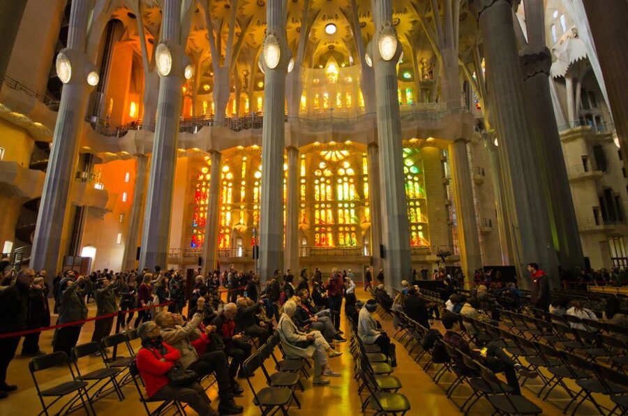 Barcelona: Montserrat & Sagrada Familia Guided Tour - The Barcelona Break: How to Use Your Own 2 Hours