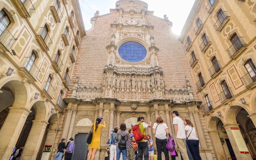 Barcelona: Montserrat Visit & Lunch at Farmhouse Small Group - Price and Value: Is $110 Worth It?