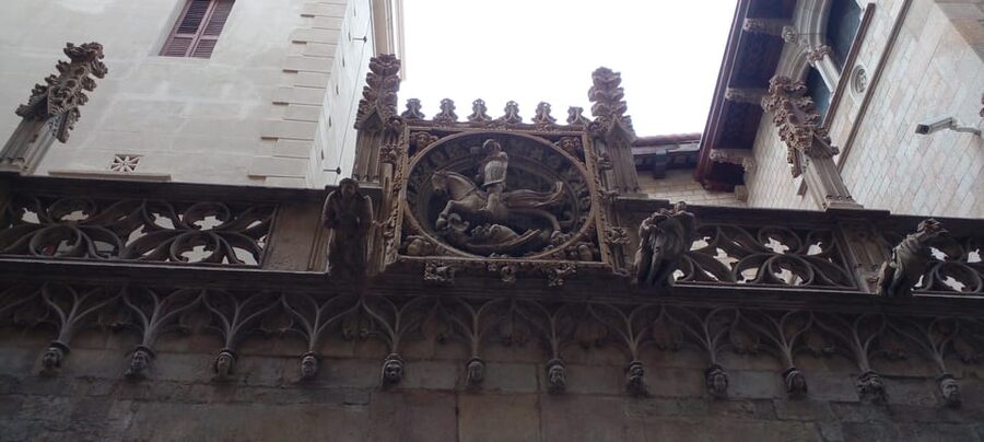 Barcelona: Mystical Walking Tour in the Gothic Quarter - Plaça Sant Felip Neri: a small square with big atmosphere