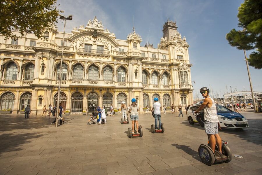 Barcelona: Old Port and Gothic Quarter Guided Segway Tour - Key things to know before you ride