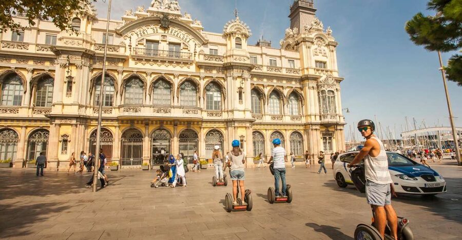 Barcelona: Old Port and Gothic Quarter Guided Segway Tour - Entering Barcelona by Segway: what the first hour really feels like